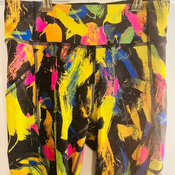 Lululemon Abstract Leggings - Picture 4 of 7
